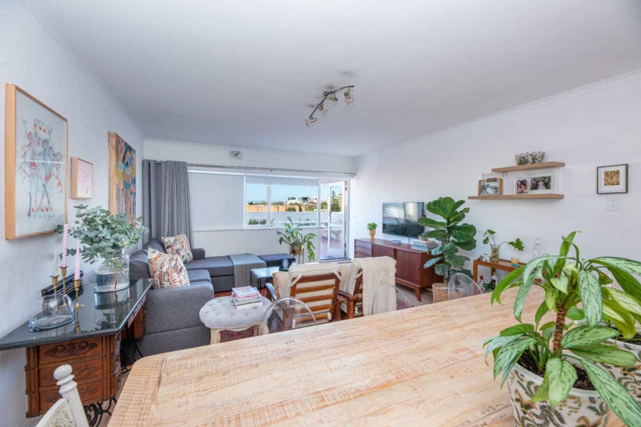 2 Bedroom Property for Sale in Three Anchor Bay Western Cape